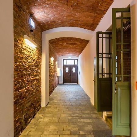 Relax Jacuzzi Apartment クラクフ エクステリア 写真